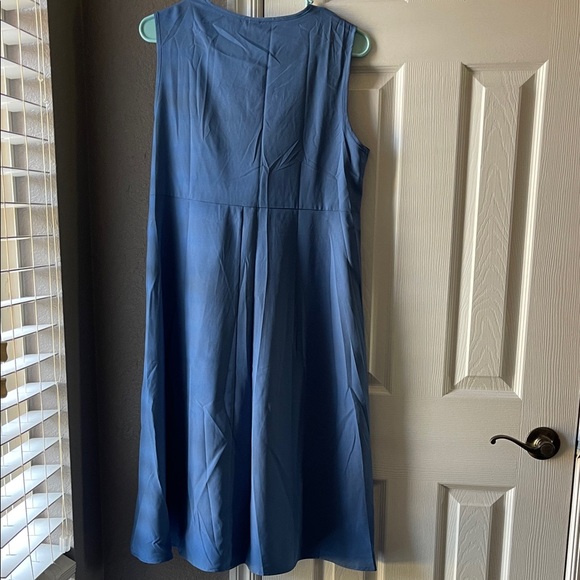 Deep Blue Dress - Picture 3 of 3